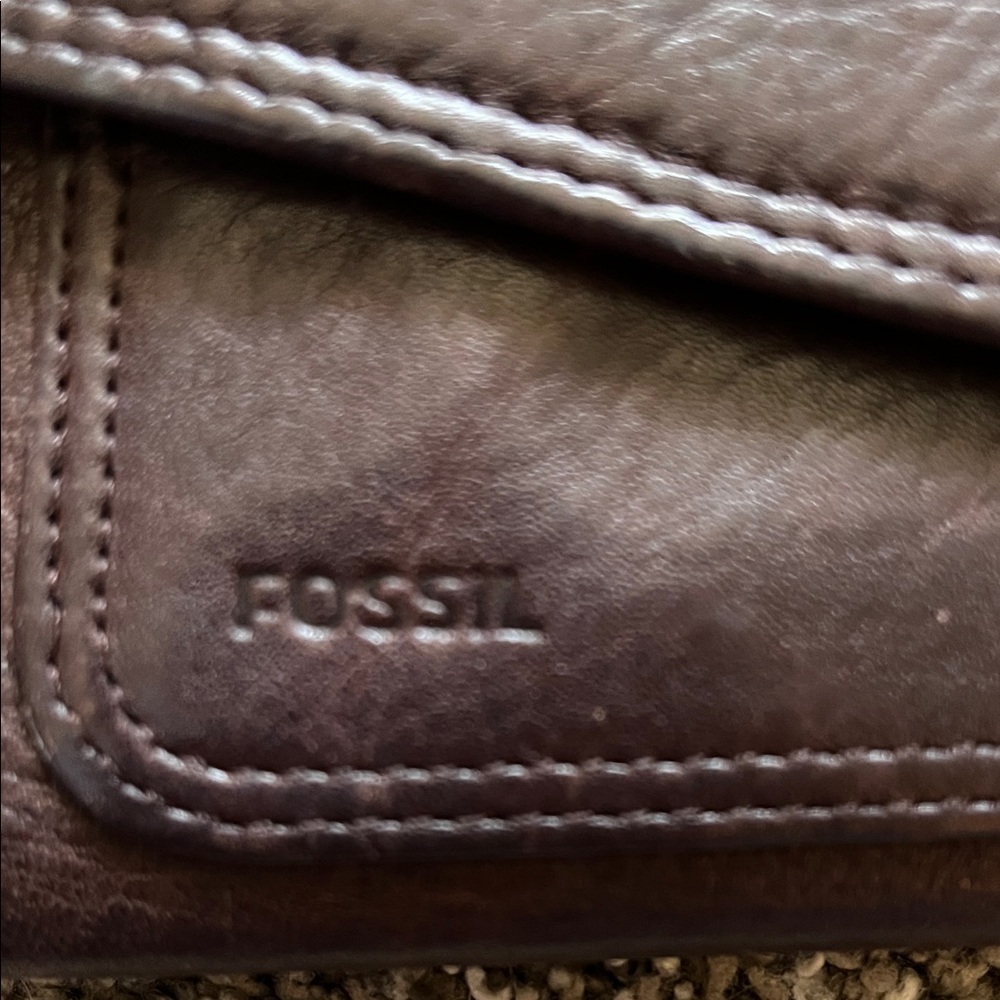 Fossil Dark Brown Leather Wallet - Picture 2 of 9